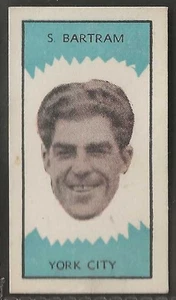 CLEVEDON-FOOTBALL CLUB MANAGERS 1959 (BLUE FRONT)-#26- YORK CITY - BARTRAM - Picture 1 of 2