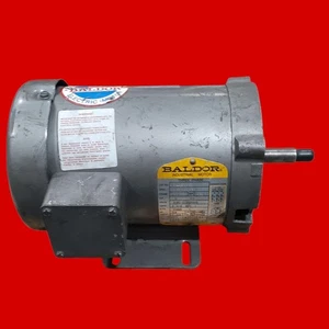 Motor de propósito general Baldor, .5HP, 3450 RPM, 3PH, 60HZ, 56J, 3413M, ABIERTO, F1, CJ - Imagen 1 de 5