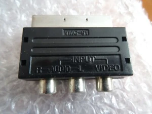 Scart Stecker auf 3 RCA Audio AV TV Adapterkabel Konverter VMC-91 - Bild 1 von 3