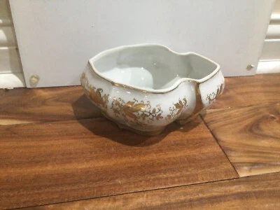 Plato de caramelo baratija dorada dorada porcelana blanca Lenwile Ardalt 7""X5"" forma libre Foto 1 de 4