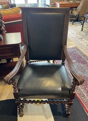 Reproducción Silla Renacentista Francesa Cuero Cebada Twist Foto 1 de 4