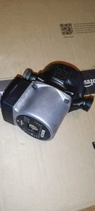 Junkers Umwälzpumpe Artikel 87172042640 - Bild 1 von 3