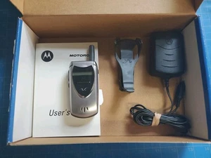 Motorola 60 (AT&T) Flip Phone - Vintage da collezione con scatola e accessori - Foto 1 di 5