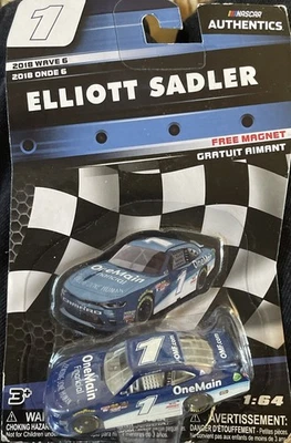 2018 NASCAR Authentics Wave 6 Elliott Sadler OneMain литая модель 1:64 - Изображение 1 из 2