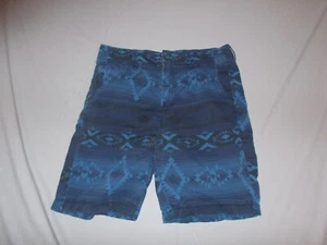 American Eagle Shorts Men Size 30 Blue Aztec 100% Cotton Classic 9" Inseam - Picture 1 of 10