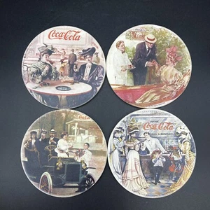 (4) Vintage 2002 Coca Cola Untersetzer Steinzeug Keramik Kork Rückseite viktorianisch 1900er - Bild 1 von 10
