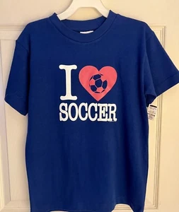 AUSSIE T CO. KIDS MEDIUM HEAVY COTTON ‘I ❤️ SOCCER’ GRAPHICS T-SHIRT Sz CM NWT! - Picture 1 of 6
