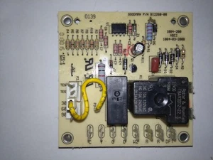 195578 GOODMAN CONTROL BOARD 1084-200 B12260-08 1084-83-200B - Picture 1 of 1