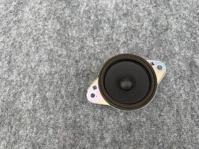 ALTAVOZ AUDIO TABLERO 8615053060 LEXUS IS300 IS350 (2021-2025) OEM Foto 1 de 3