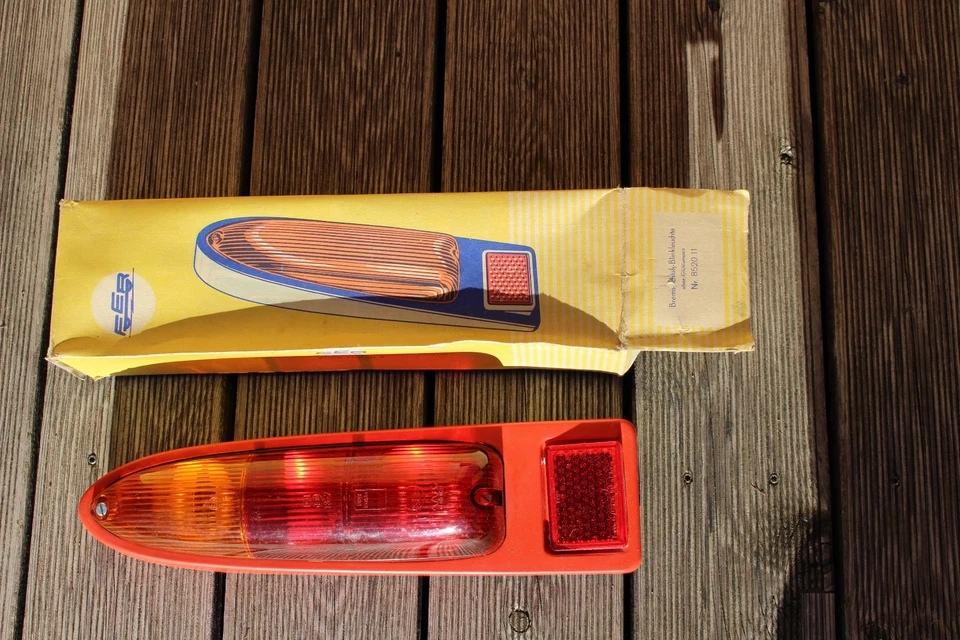 Trabant 601 Rückleuchten AKA Elektrik - Bild 1 von 3