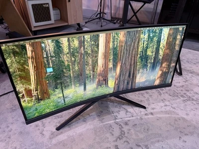 ASUS ROG STRIX XG35V 35" Ultrawide UWQHD Gaming Monitor - Image 1 of 4