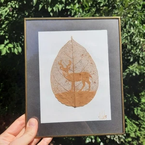 Arte Enmarcado Hoja Ciervo Grabada 8.5"x9" Hecho a Mano en México Artesanal Firmado ÚNICO - Imagen 1 de 9