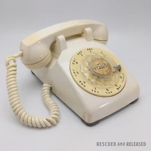 1960 Western Electric Model 500 Rotary Telephone Vintage Bell Systems Phone - Picture 1 of 11