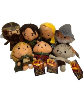Herr der Ringe VOLLSTÄNDIGES SET 7 Plüsch 8 Zoll SELTEN Fellowship Toy Factory 2024 NEU - Bild 1 von 15