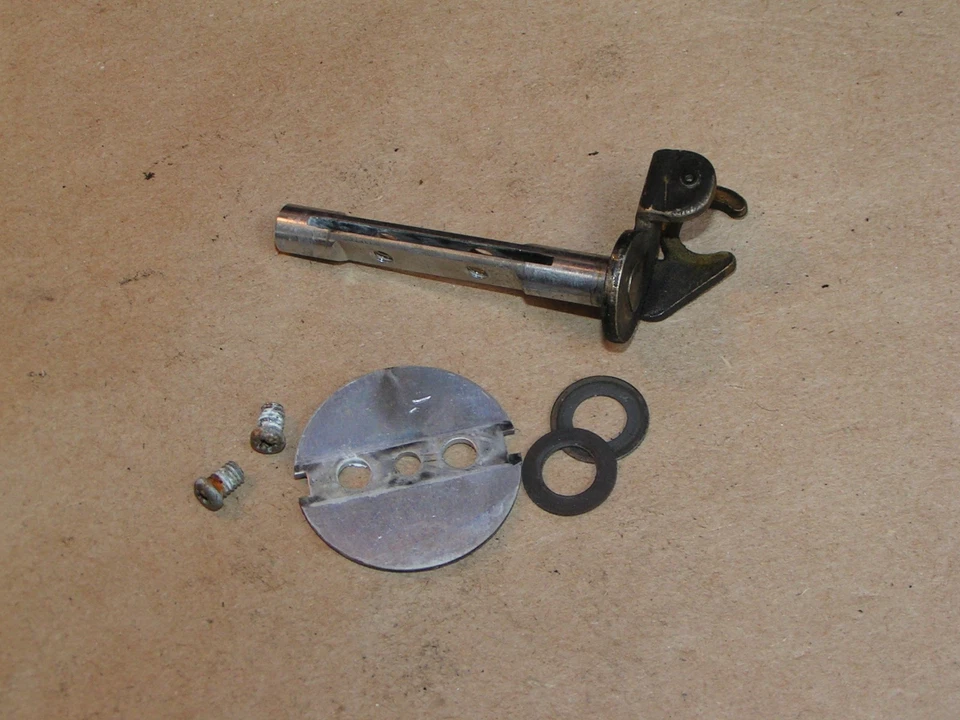 CARBURADOR EXTERIOR DERECHO KAWASAKI KZ750 KZ 750 N1-N2 SPECTRE EJE ACELERADOR  Foto 1 de 1