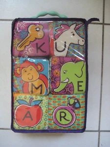 B. Spielzeug Weichstoff Bausteine für Kleinkinder - Pädagogischer Alphabetblock - Bild 1 von 7