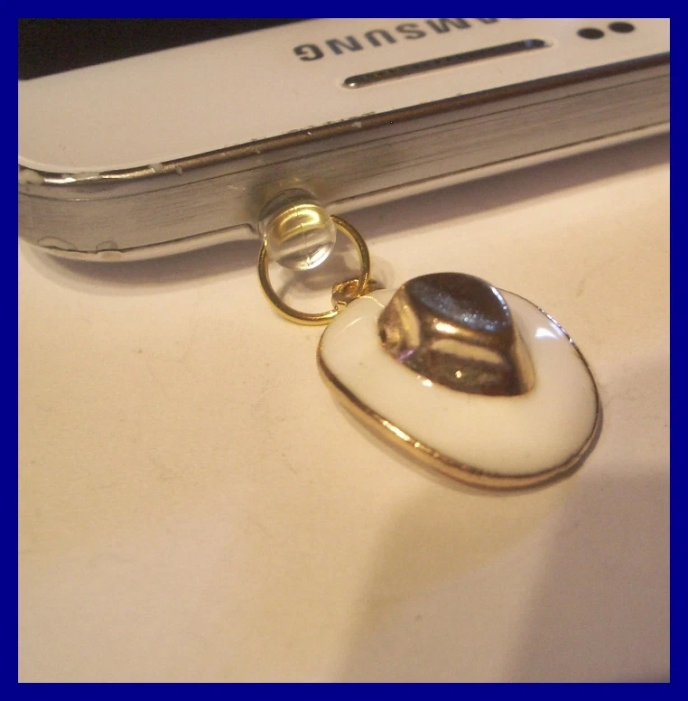 NEU süßer Hut gold-weiß Smartphone Handy Staubschutz Stöpsel Stecker (E425) - Bild 1 von 1