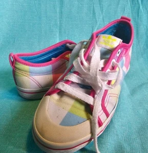 Tenis Adidas de lona a cuadros para mujer talla 7 - Imagen 1 de 8