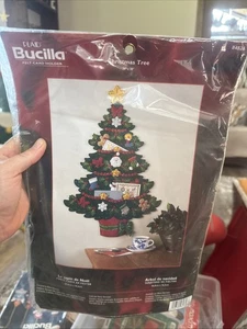 BUCILLA Christmas Tree Felt Card Holder Kit 20x 30" #84826 Maria Stanziani NEW - Picture 1 of 4