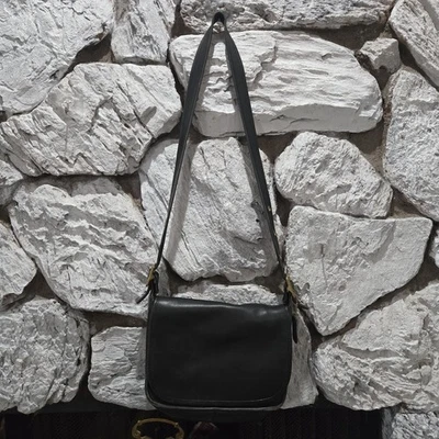 Vintage Coach 9951 Patricia Legacy Shoulder Crossbody Bag Black Leather - Image 1 of 4