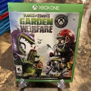 Plants vs Zombies Garden Warfare Xbox One - Complete CIB - Picture 1 of 2