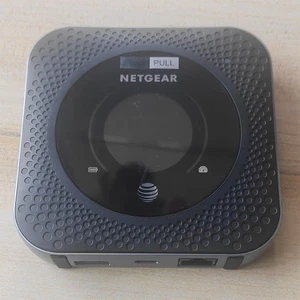 NETGEAR Nighthawk M1 MR1100 Mobile Hotspot Router USA  AT&T Version - Picture 1 of 3