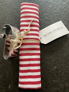 Heirloomed Collection Tea Towel & Cookie Cutter Set in Candy Cane Cookie Cutter - Bild 1 von 3