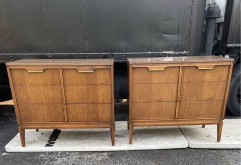 Mid Century Modern Basic Witz Funiture pair of Nightstands Cover