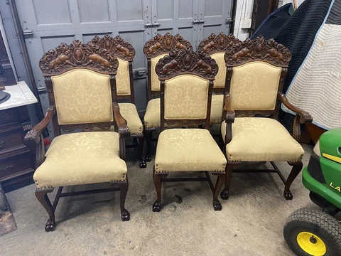 R. J. HORNER SET OF 6 CARVED OAK FULL BODY LIONS DINING CHAIRS Cover