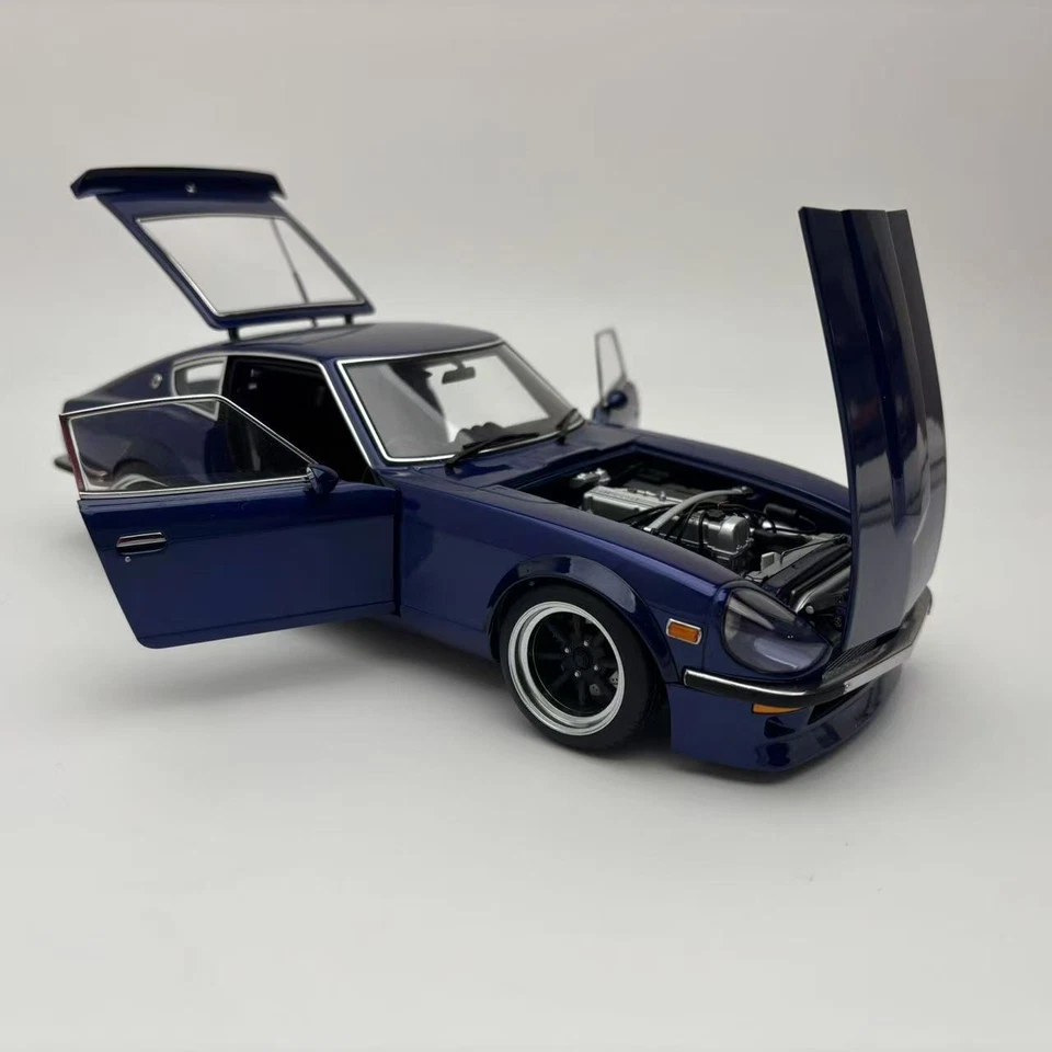 Modelo de coche Autoart 1:18 Nissan Fairlady Z S30 Devil Z Bay Shore azul Foto 1 de 4