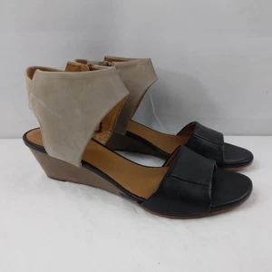 Coclico Kiss Low Wedge Two Tone Leather Sandals Size 39.5 US 8 - Picture 1 of 14