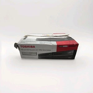Toshiba DVR620 Lettore combinato registratore DVD VCR - con telecomando funziona - Foto 1 di 17