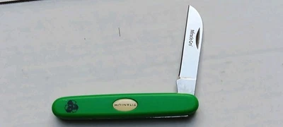 Cuchillo plegable de una sola hoja de titanio Miracle Gro Powered by Clauss Foto 1 de 4