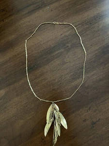 Napier Necklace Vintage Gold Tone Metal Leaves on link chain costume jewelry - Picture 1 of 8