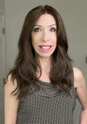 Peluca VERONA de ESTETICA DESIGNS Mono Top + Encaje Frontal R8/12 Marrón Foto 1 de 4