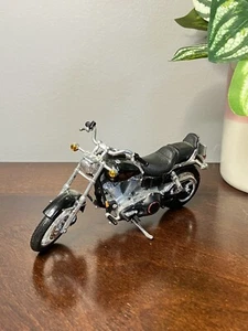 Maisto Harley-Davidson 1991 Sturgis FXDB 1:18 Model Motorcycle Black - Picture 1 of 4