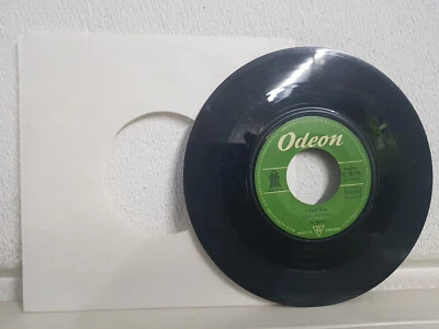 The Beatles - I feel fine / She's a Woman 7" Let it be Hey Jude Yellow Submarine - Bild 1 von 4