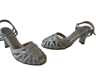 BEAUTIFEEL PRAGUE PATENT SILVER LEATHER HEEL SIZE US 5.5 - 6 EUR 36 COMFORT $291 - Imagem 1 de 4