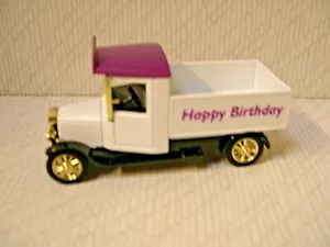 Camion PGT004 Corgi Motoring Memories Morris livrea buon compleanno - Foto 1 di 1