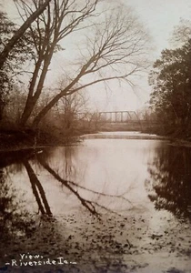 Postal de 1919 Riverside Iowa vista del puente sobre el río Iowa RPPC - Imagen 1 de 4