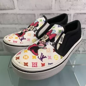 Women's Minnie Mouse LV Novelty Skate Shoes EU Size 23.5 - Picture 1 of 8