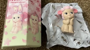 Authentic Sonny Angel Cherry Blossom Series Hanami - Confirmed Blindbox Sheep - Bild 1 von 4