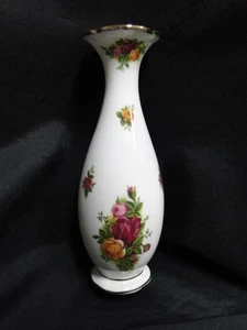Royal Albert Old Country Roses, England: Bud Vase, 7 3/8" Tall - Picture 1 of 7