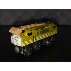 Motor tanque tren Arthur ferrocarril madera Thomas & Friends - Imagen 1 de 7