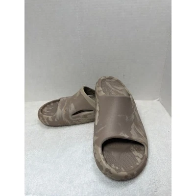 Crocs Mellow Recovery Slide 大理石纹蘑菇鹅卵石幻灯片 M6 W8 米色 — 第 1/4 张图片