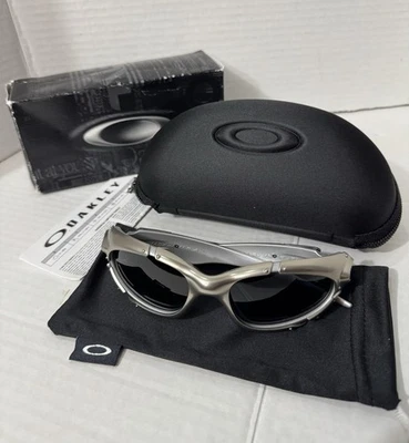 Gafas de sol Oakley Plate polarizadas marco gris plateado lentes grises Y2K Gorpcore🔥 Foto 1 de 4