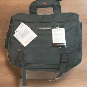 A.T.Gear High Sierra - Laptop-/Reisetasche wasserabweisend genieteter Boden & verstärkter - Bild 1 von 10