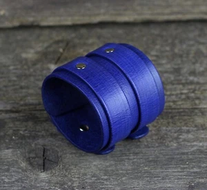 Pulsera de cuero morado, puño hombre, accesorios mujer. - Imagen 1 de 7