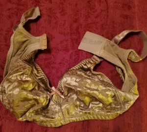BALI, BROWN FLORAL , WIRELESS BRA, CLOTH LINING ,SIZE 36C ,# 3372 , NICE - Picture 1 of 1