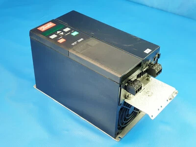 Danfoss VLT 2800 VLT2855PT4B20STR1DBF00A00C0 VLT2855 195N1087 Frequenzumrichter  - Bild 1 von 4